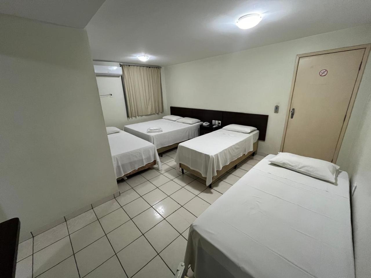 Rametta Hotel มอนเตสกลารอส ภายนอก รูปภาพ